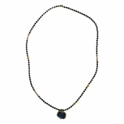 HIPZEN NECKLACE GRÅ