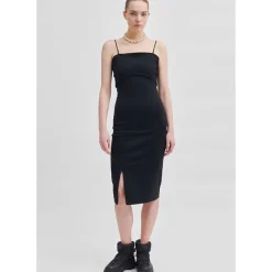 Second Female Anour Dress Sort